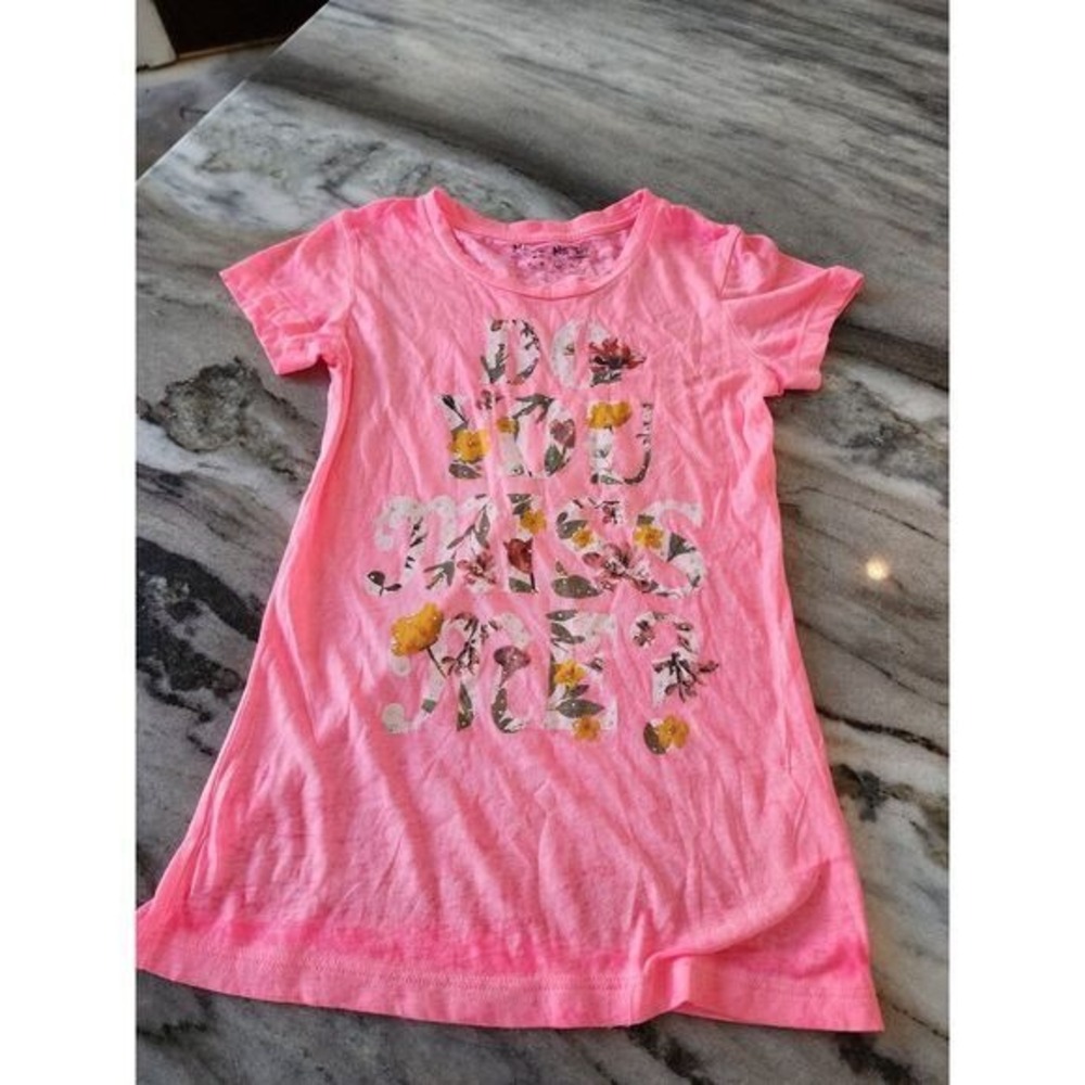 NWOT Girls‎ Miss Me Tee Large Graphic Y2K